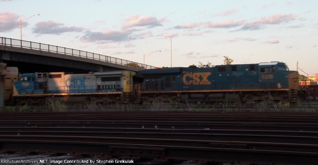 CSX WB Autorack